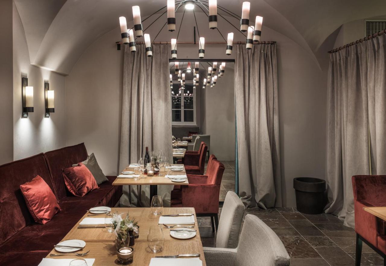 Chateau Clara Futura Dolni Brezany Luaran gambar