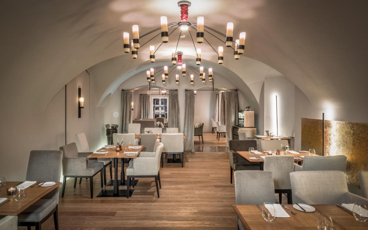 Chateau Clara Futura Dolni Brezany Luaran gambar